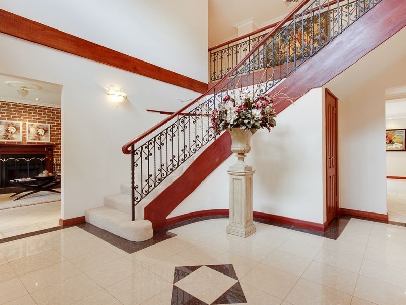 26 Grange Rd, Glenhaven NSW 2156