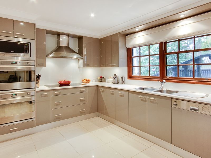 44 Woodhill St, Castle Hill NSW 2154