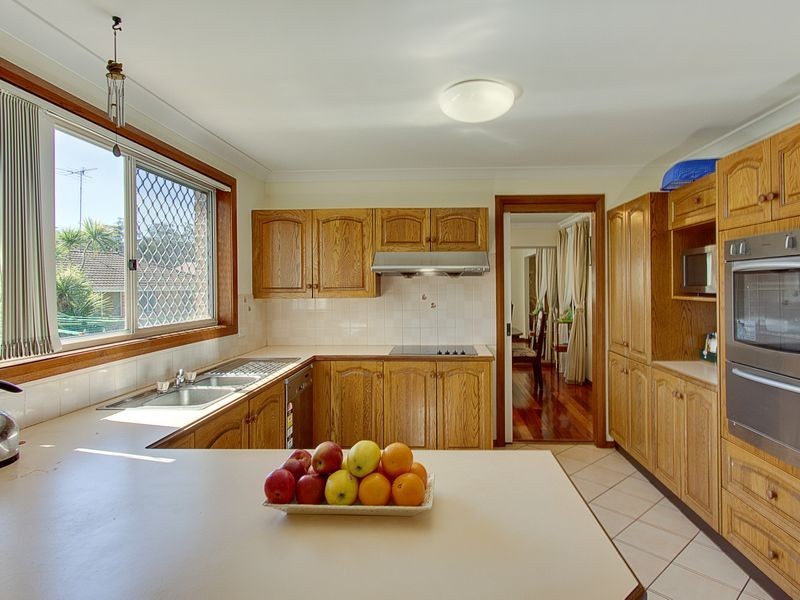 14 Lydham Pl, Castle Hill NSW 2154