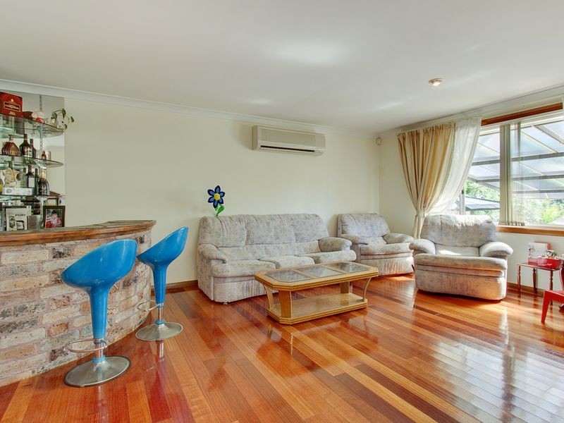 14 Lydham Pl, Castle Hill NSW 2154