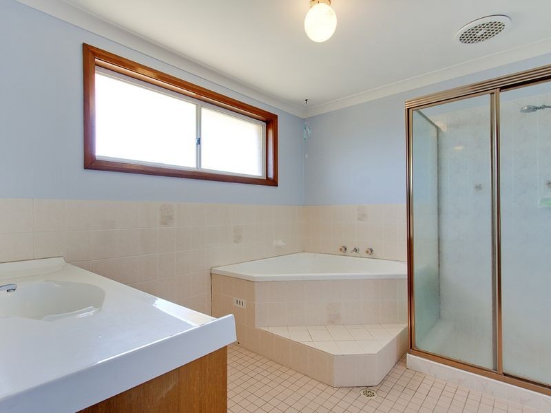 14 Lydham Pl, Castle Hill NSW 2154