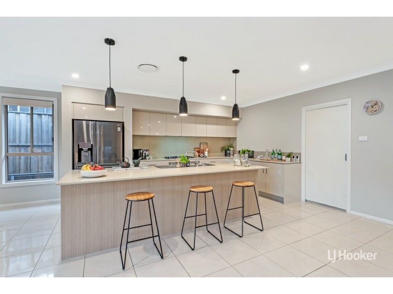 25 Fernadell Drive, Pitt Town NSW 2756