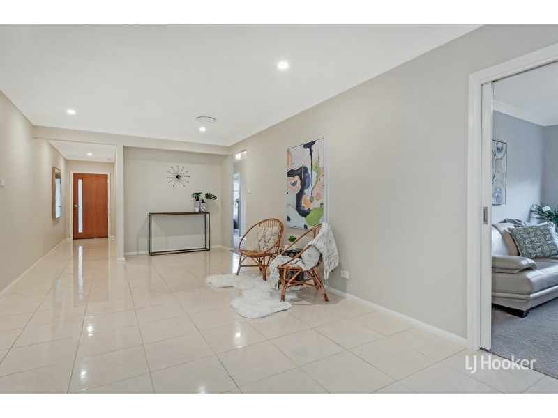 25 Fernadell Drive, Pitt Town NSW 2756