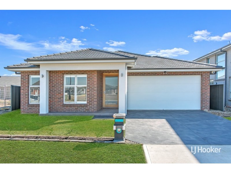 21 Wilcox St, Marsden Park NSW 2765