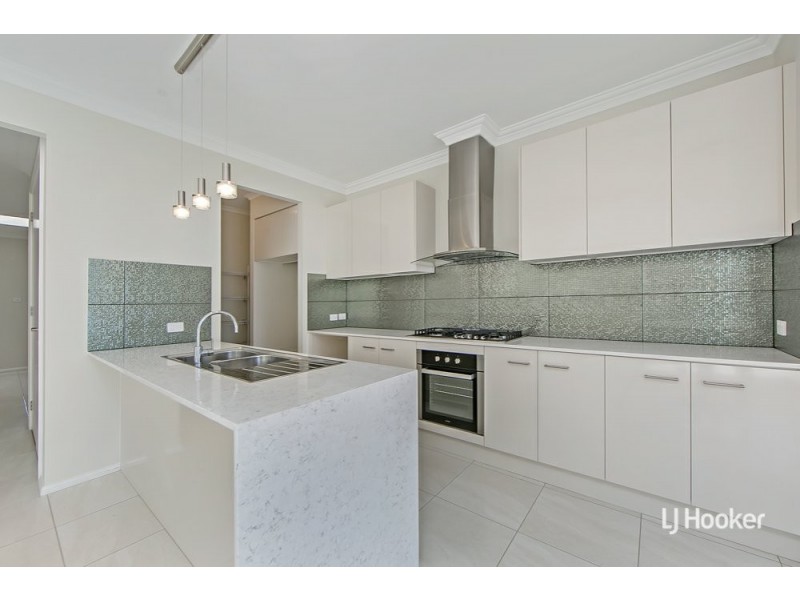 21 Wilcox St, Marsden Park NSW 2765