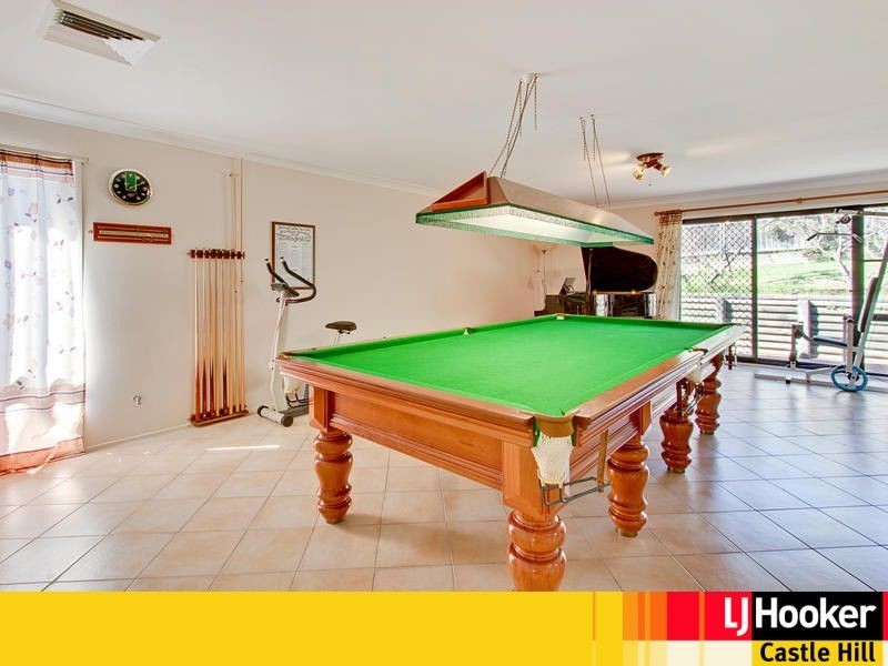 11 Mowbray Cl, Castle Hill NSW 2154