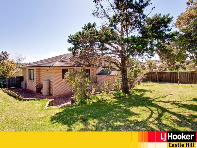 11 Mowbray Cl, Castle Hill NSW 2154