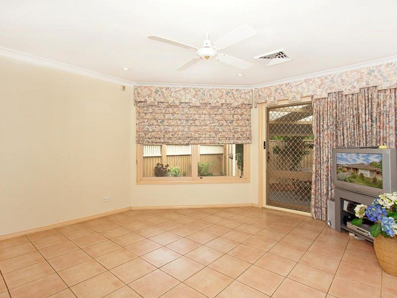1/28 Garthowen Crescent, Castle Hill NSW 2154