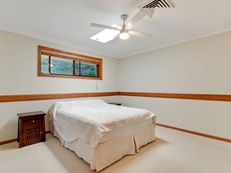 16 Greenvale Pl, Castle Hill NSW 2154