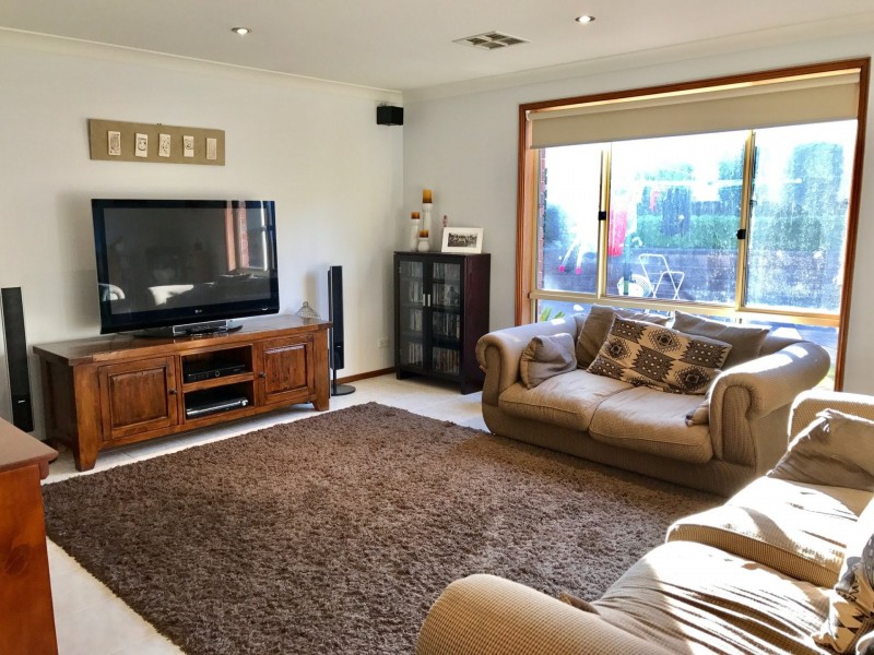 27 Diamond Avenue, Glenwood NSW 2768