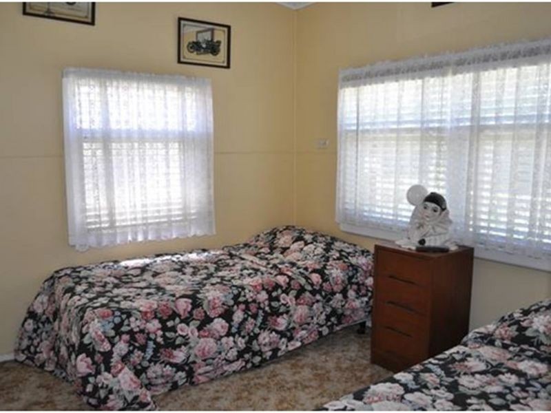 52 Sanctuary Point Rd, Sanctuary Point NSW 2540
