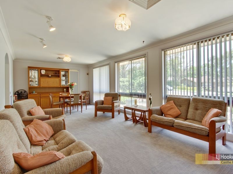 22 Lisa Cr, Castle Hill NSW 2154