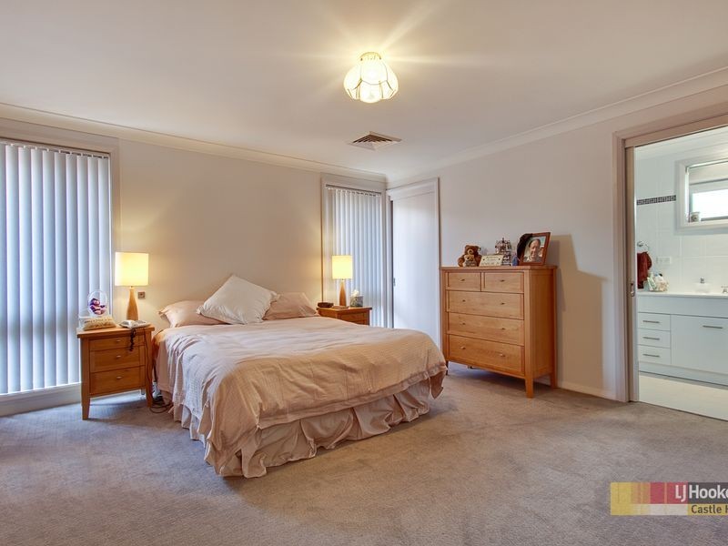 22 Lisa Cr, Castle Hill NSW 2154