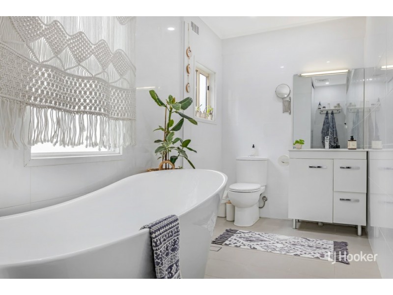 84 Old Northern Road, Baulkham Hills NSW 2153