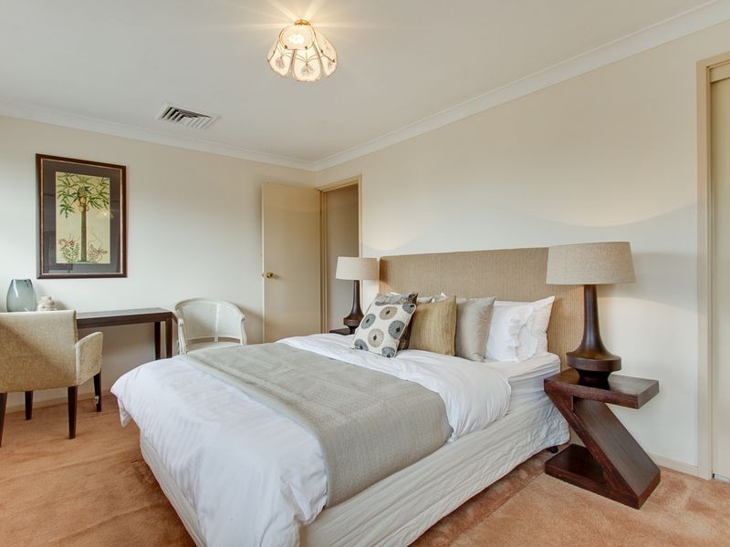 9 Guineviere Ct, Castle Hill NSW 2154