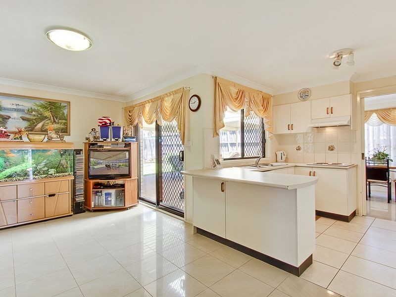 12 Ali Pl, Glenwood NSW 2768
