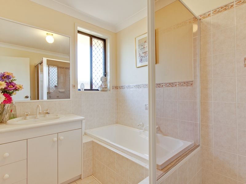 12 Ali Pl, Glenwood NSW 2768