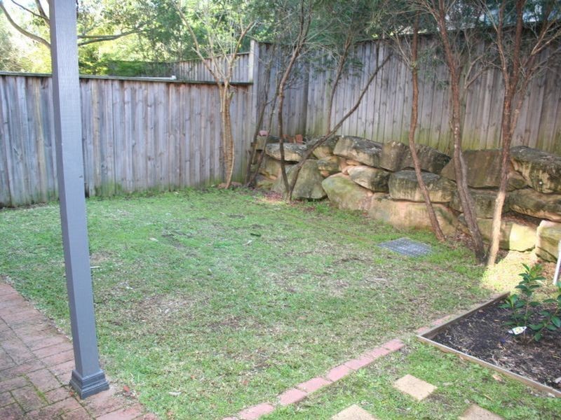11/2 Parsonage Rd, Castle Hill NSW 2154