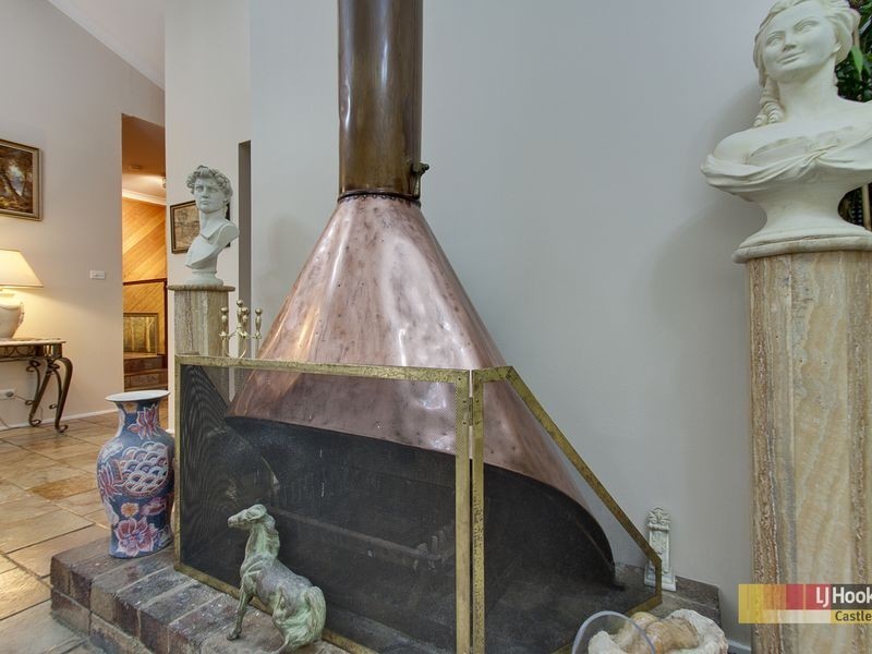 12 Greenvale Place, Castle Hill NSW 2154