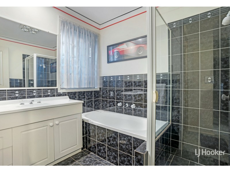 8 Clonmore Street, Kellyville Ridge NSW 2155