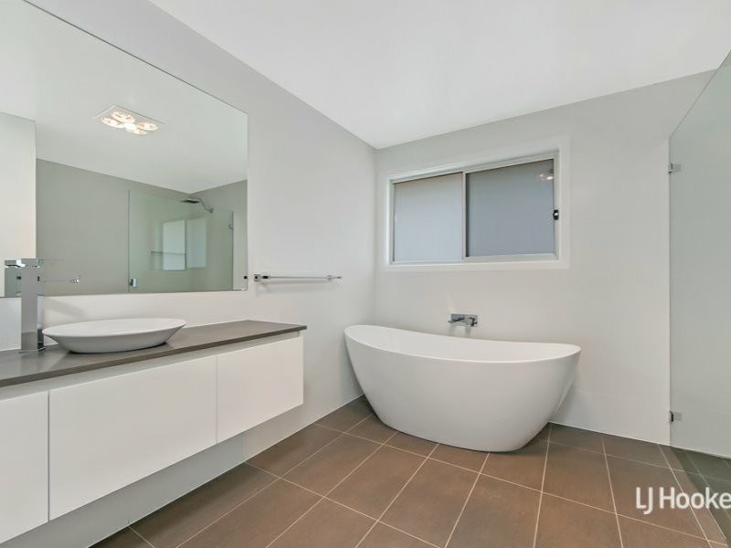 37 Thorogood Boulevard, Kellyville NSW 2155