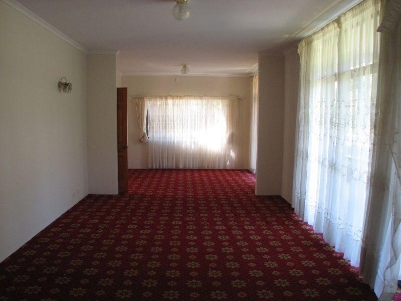 33 Britannia Rd, Castle Hill NSW 2154