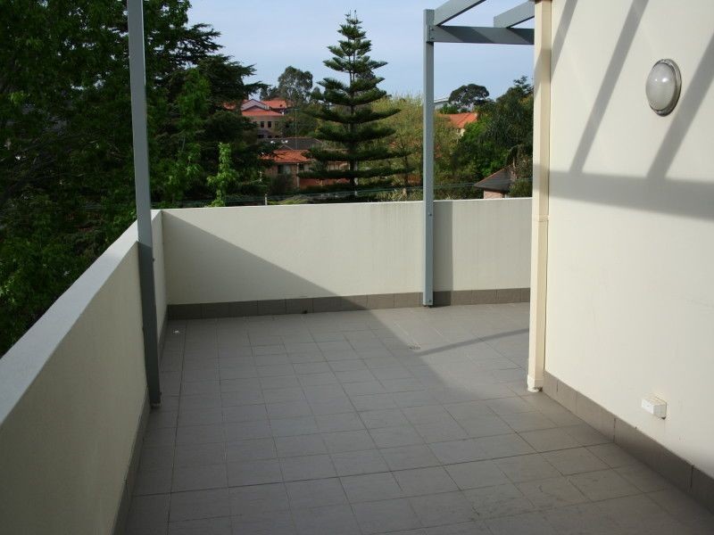 27/12 – 18 Sherwin Ave, Castle Hill NSW 2154