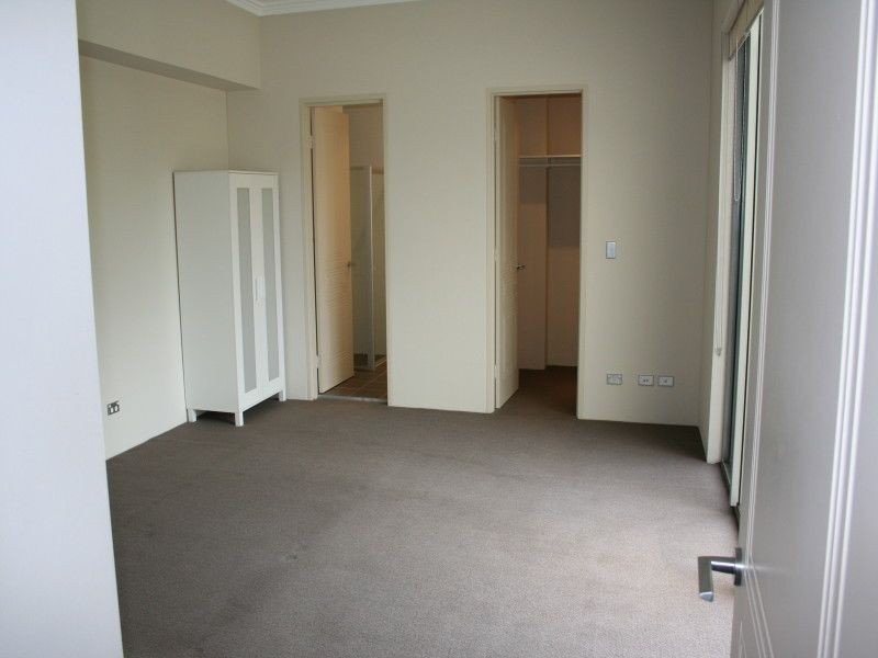 27/12 – 18 Sherwin Ave, Castle Hill NSW 2154