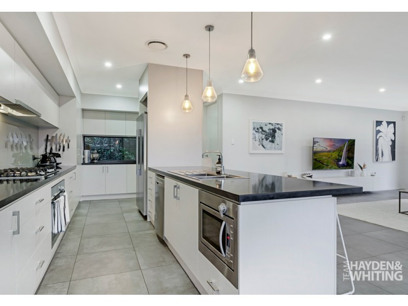 5 Benbullen Way, Castle Hill NSW 2154