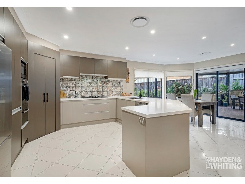 11 Bordeaux Crescent, Castle Hill NSW 2154