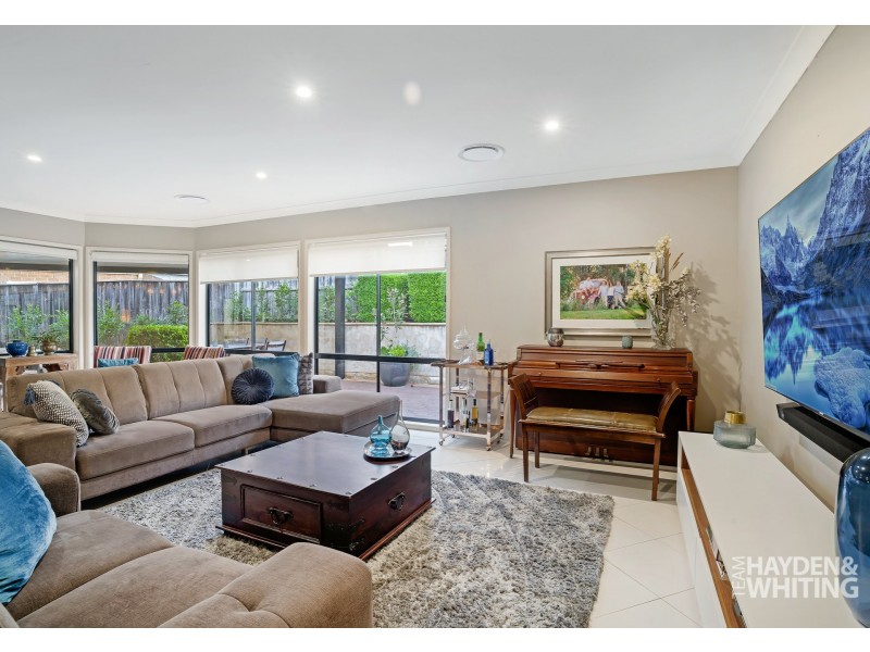 11 Bordeaux Crescent, Castle Hill NSW 2154