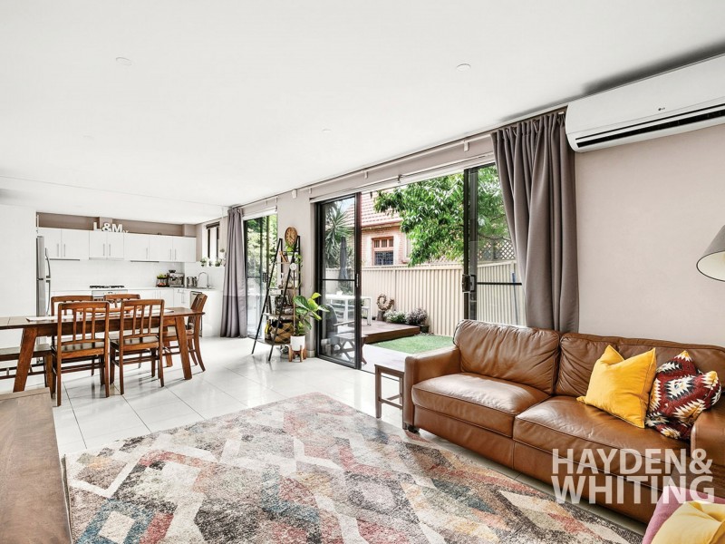 2/20 Redbank Road, Northmead NSW 2152