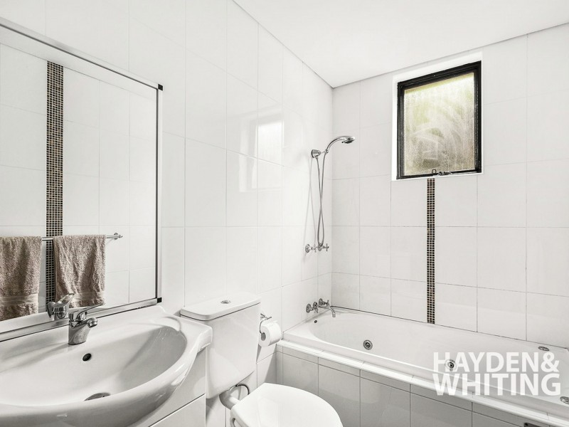 2/20 Redbank Road, Northmead NSW 2152