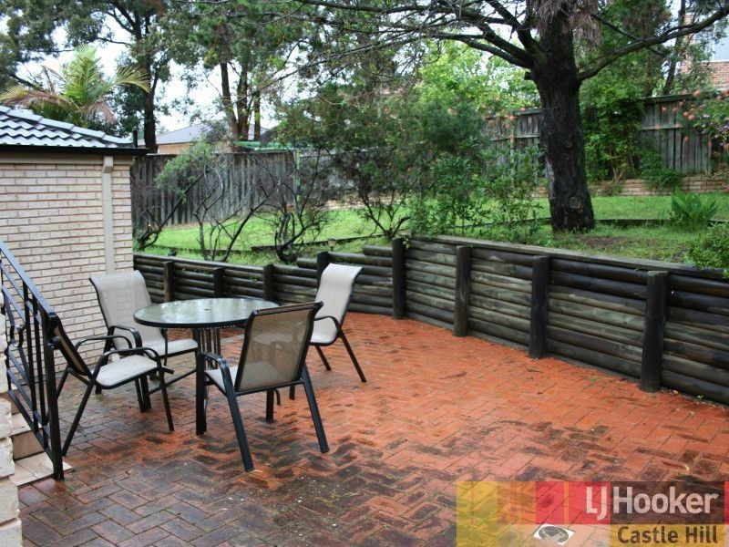 11 Mowbray Cl, Castle Hill NSW 2154