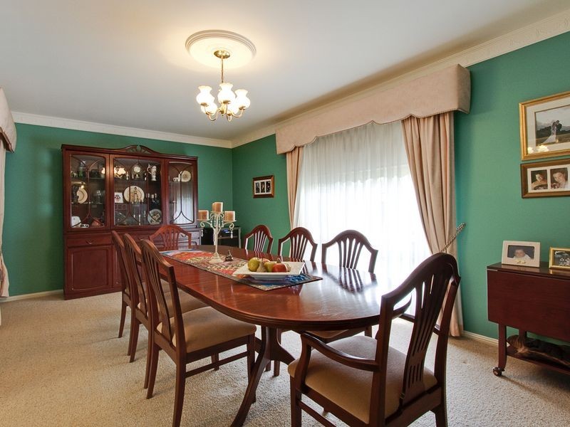 9 Broadsword Pl, Castle Hill NSW 2154