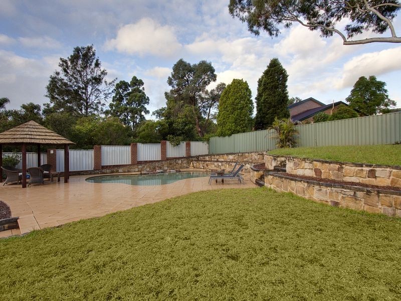11 Tallowwood Av, Cherrybrook NSW 2126