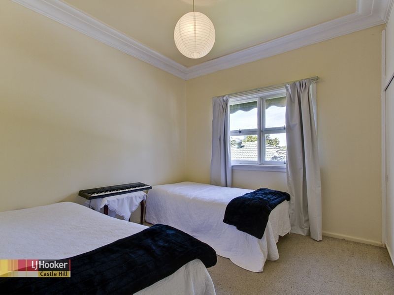 8 Dan Crescent, Castle Hill NSW 2154