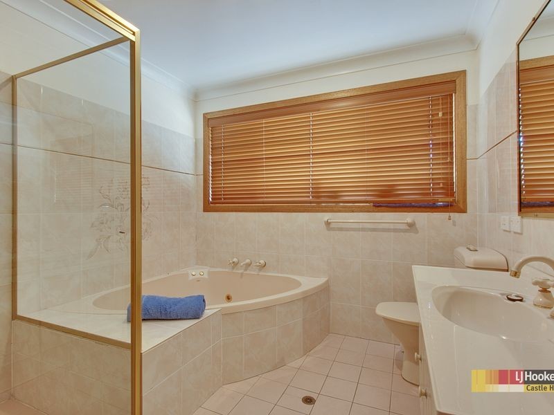 35 Glenhaven Rd, Glenhaven NSW 2156