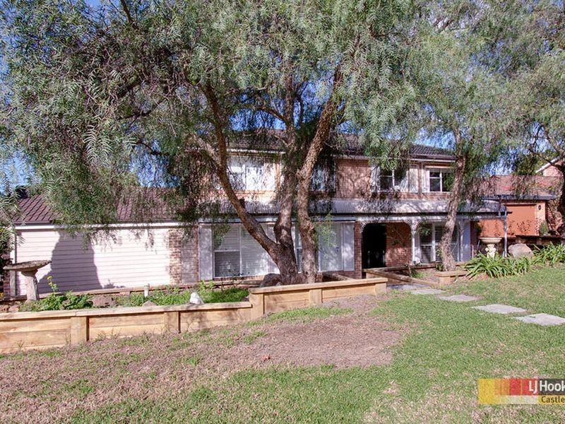 7 Lincoln Pl, Castle Hill NSW 2154