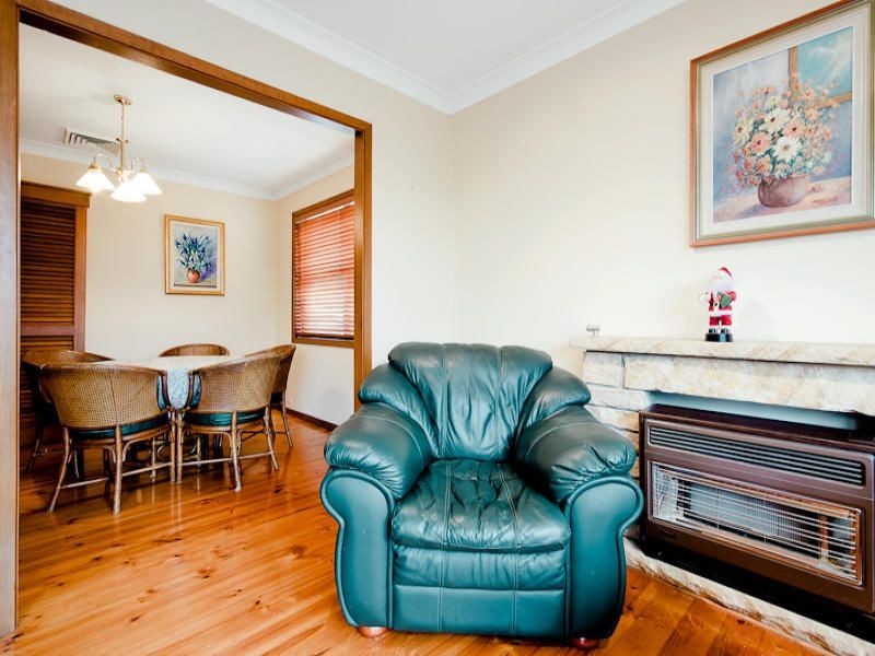 43 Blackett Drive, Castle Hill NSW 2154