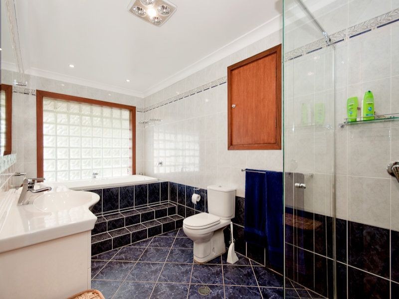 43 Blackett Drive, Castle Hill NSW 2154