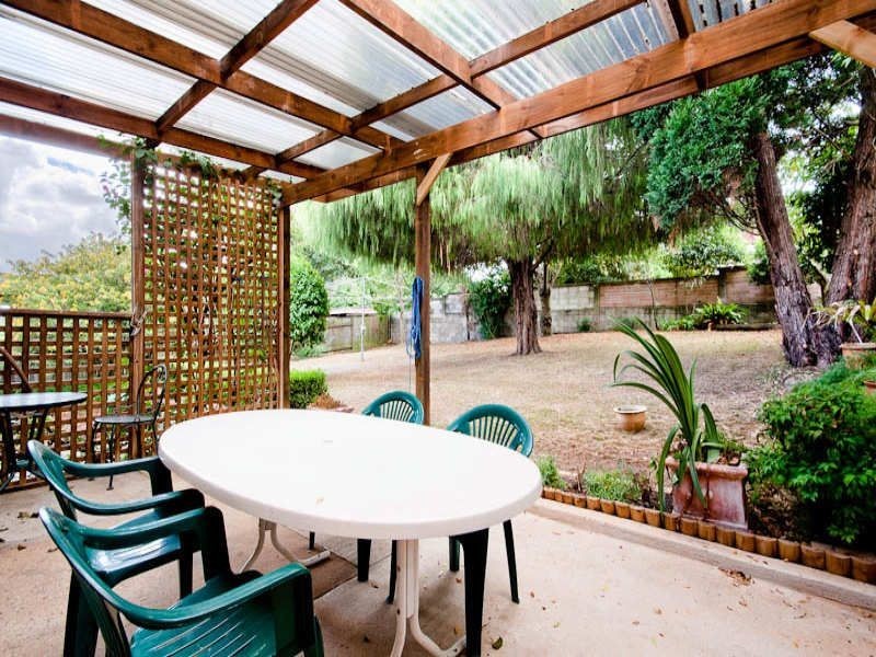 43 Blackett Drive, Castle Hill NSW 2154