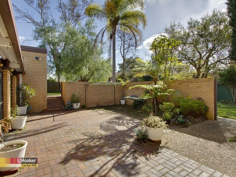 18 Oxford Avenue, Castle Hill NSW 2154