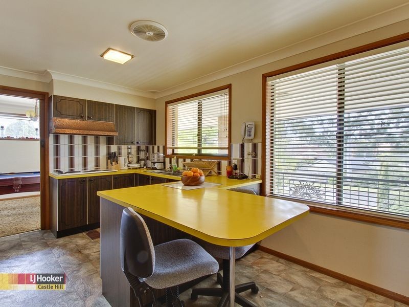 18 Oxford Avenue, Castle Hill NSW 2154