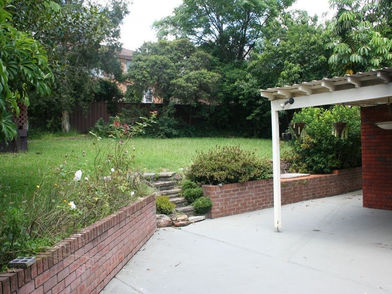 11 Meehan Place, Baulkham Hills NSW 2153