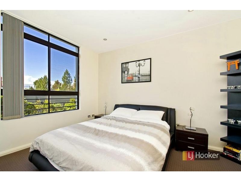 807/12 Pennant Street, Castle Hill NSW 2154