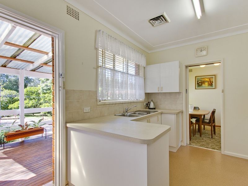 4 Reid Avenue, Castle Hill NSW 2154