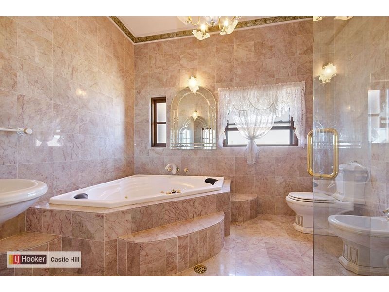 16 Melia Ct, Castle Hill NSW 2154