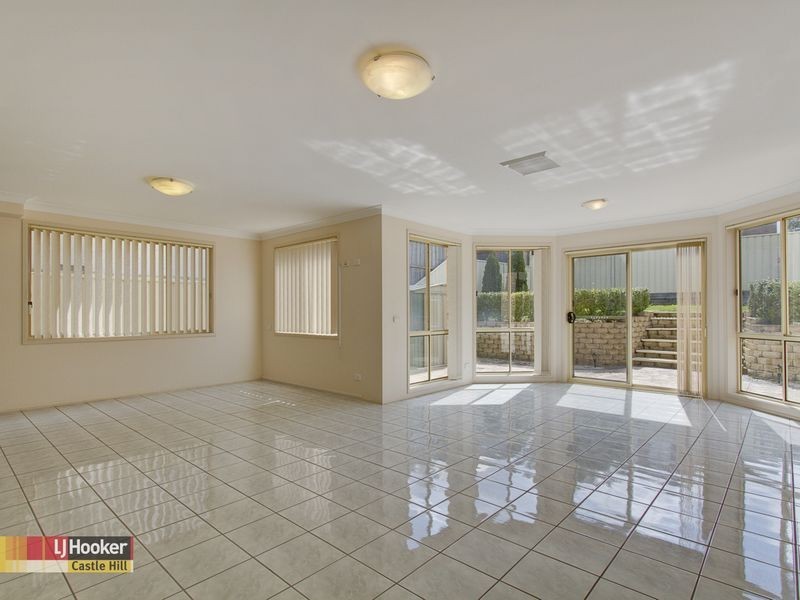 16 Park Ridge Cct, Kellyville NSW 2155