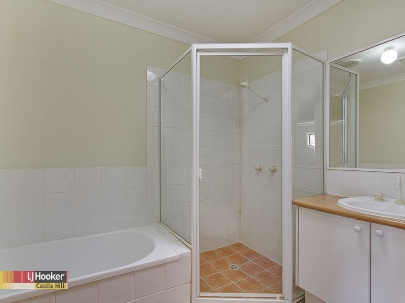 9/2 Parsonage Road, Castle Hill NSW 2154